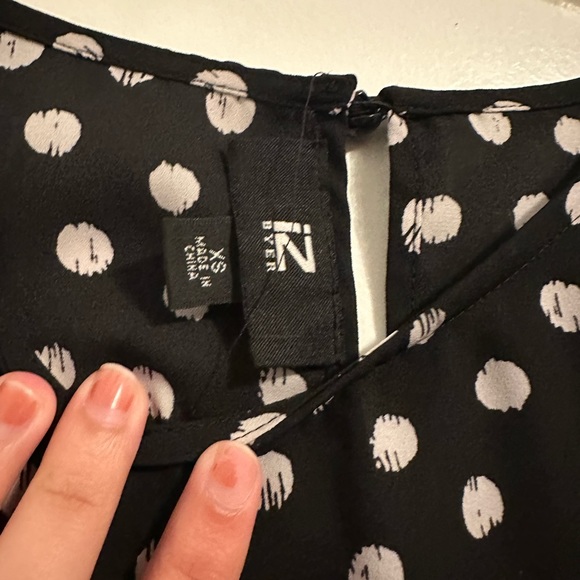 XS IZ byer juniors top - Picture 4 of 4